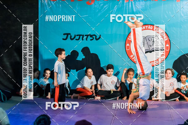 Buy your photos of the eventApresenta��o de Capoeira e Ju Jitsu 2019 on Fotop