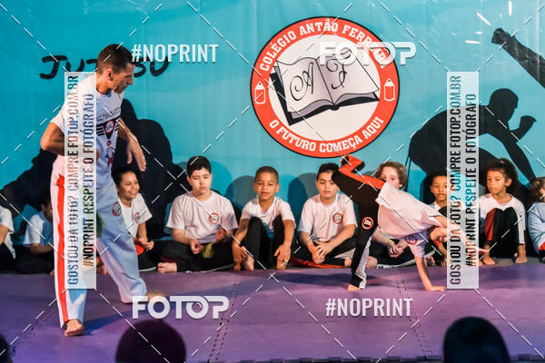 Buy your photos of the eventApresenta��o de Capoeira e Ju Jitsu 2019 on Fotop