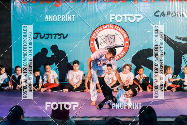Buy your photos of the eventApresenta��o de Capoeira e Ju Jitsu 2019 on Fotop
