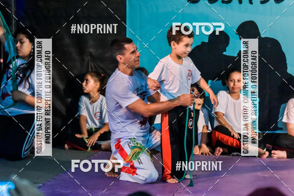 Buy your photos of the eventApresenta��o de Capoeira e Ju Jitsu 2019 on Fotop
