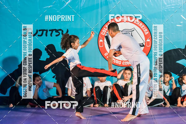 Buy your photos of the eventApresenta��o de Capoeira e Ju Jitsu 2019 on Fotop