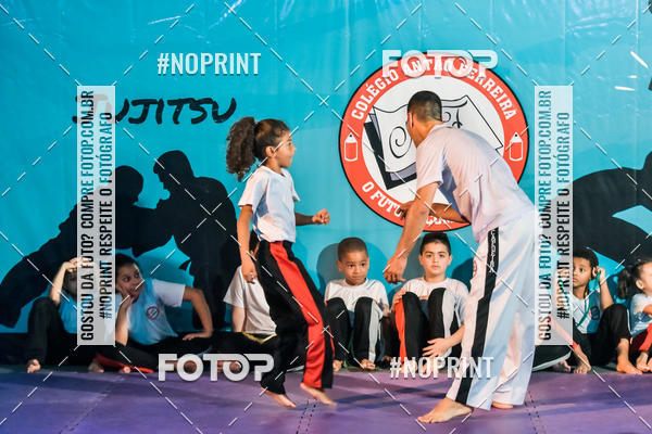 Buy your photos of the eventApresenta��o de Capoeira e Ju Jitsu 2019 on Fotop