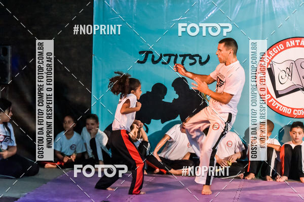 Buy your photos of the eventApresenta��o de Capoeira e Ju Jitsu 2019 on Fotop
