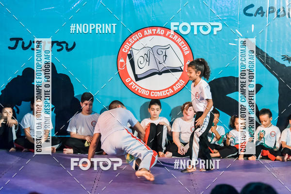 Buy your photos of the eventApresenta��o de Capoeira e Ju Jitsu 2019 on Fotop