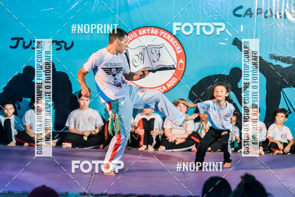 Buy your photos of the eventApresenta��o de Capoeira e Ju Jitsu 2019 on Fotop