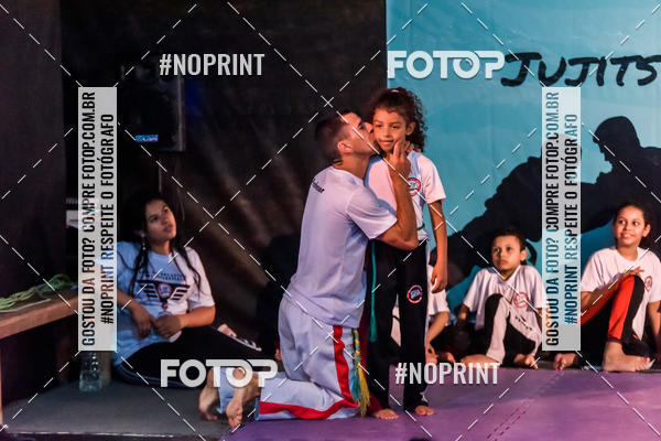 Buy your photos of the eventApresenta��o de Capoeira e Ju Jitsu 2019 on Fotop