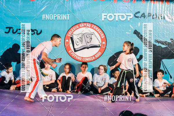 Buy your photos of the eventApresenta��o de Capoeira e Ju Jitsu 2019 on Fotop