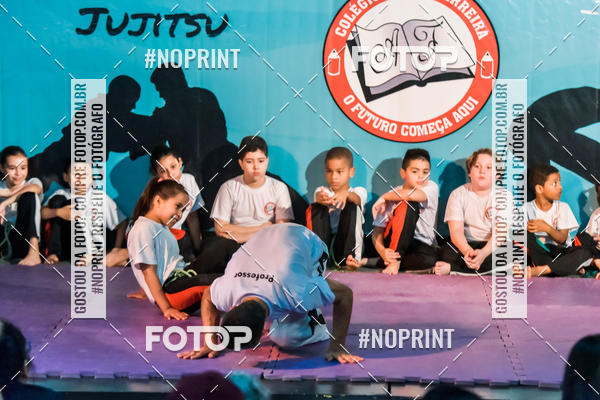 Buy your photos of the eventApresenta��o de Capoeira e Ju Jitsu 2019 on Fotop