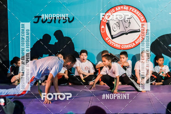 Buy your photos of the eventApresenta��o de Capoeira e Ju Jitsu 2019 on Fotop