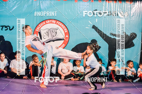 Buy your photos of the eventApresenta��o de Capoeira e Ju Jitsu 2019 on Fotop