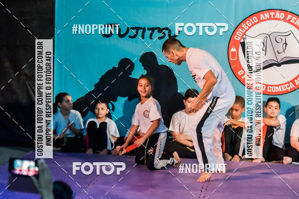 Buy your photos of the eventApresenta��o de Capoeira e Ju Jitsu 2019 on Fotop