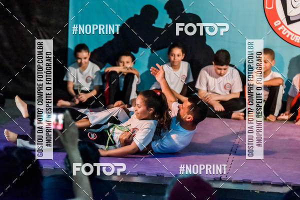 Buy your photos of the eventApresenta��o de Capoeira e Ju Jitsu 2019 on Fotop