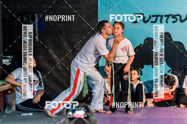 Buy your photos of the eventApresenta��o de Capoeira e Ju Jitsu 2019 on Fotop
