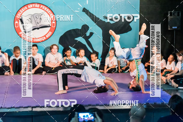 Buy your photos of the eventApresenta��o de Capoeira e Ju Jitsu 2019 on Fotop