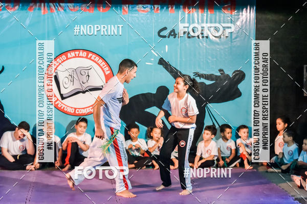 Buy your photos of the eventApresenta��o de Capoeira e Ju Jitsu 2019 on Fotop
