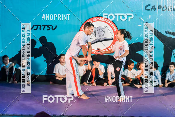 Buy your photos of the eventApresenta��o de Capoeira e Ju Jitsu 2019 on Fotop