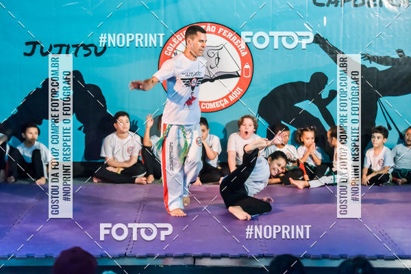 Buy your photos of the eventApresenta��o de Capoeira e Ju Jitsu 2019 on Fotop