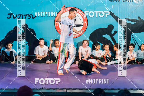 Buy your photos of the eventApresenta��o de Capoeira e Ju Jitsu 2019 on Fotop