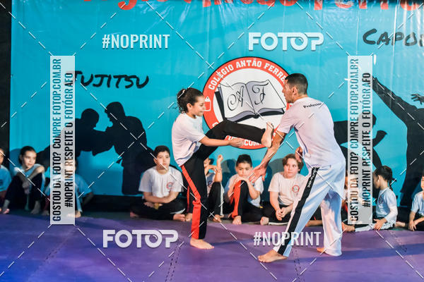 Buy your photos of the eventApresenta��o de Capoeira e Ju Jitsu 2019 on Fotop
