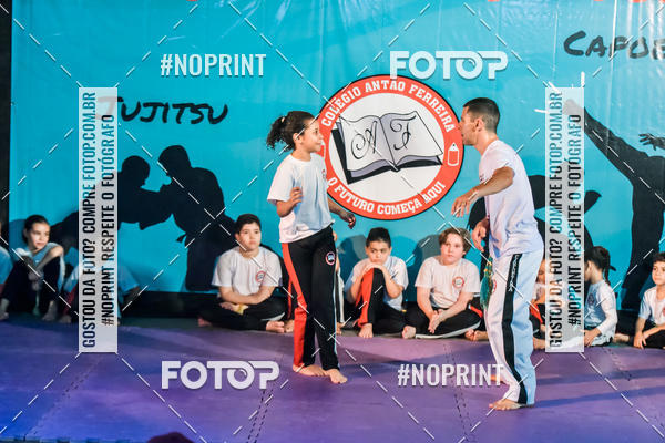 Buy your photos of the eventApresenta��o de Capoeira e Ju Jitsu 2019 on Fotop
