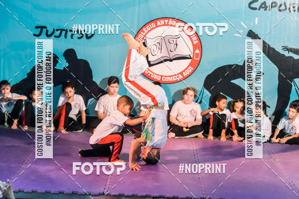 Buy your photos of the eventApresenta��o de Capoeira e Ju Jitsu 2019 on Fotop
