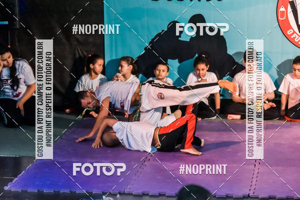 Buy your photos of the eventApresenta��o de Capoeira e Ju Jitsu 2019 on Fotop