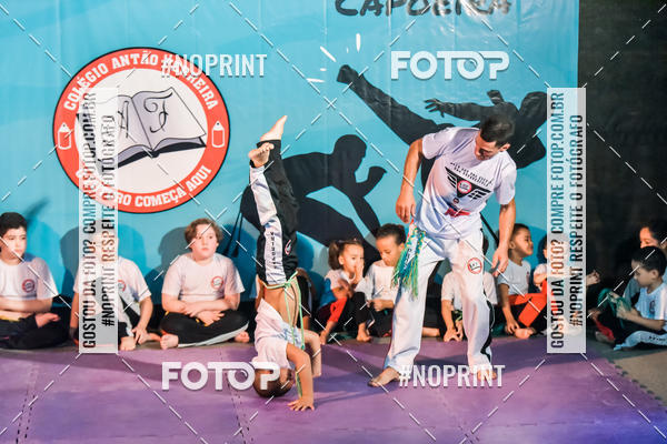 Buy your photos of the eventApresenta��o de Capoeira e Ju Jitsu 2019 on Fotop