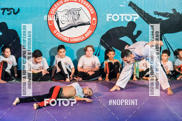 Buy your photos of the eventApresenta��o de Capoeira e Ju Jitsu 2019 on Fotop