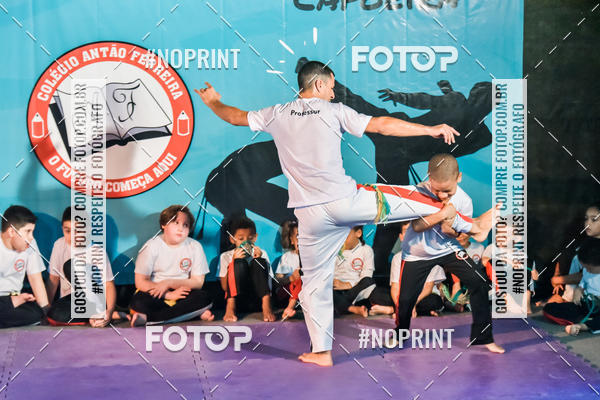 Buy your photos of the eventApresenta��o de Capoeira e Ju Jitsu 2019 on Fotop