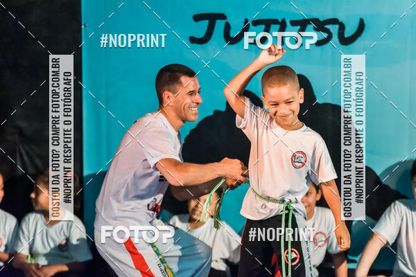 Buy your photos of the eventApresenta��o de Capoeira e Ju Jitsu 2019 on Fotop