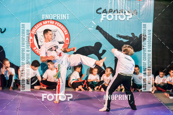 Buy your photos of the eventApresenta��o de Capoeira e Ju Jitsu 2019 on Fotop