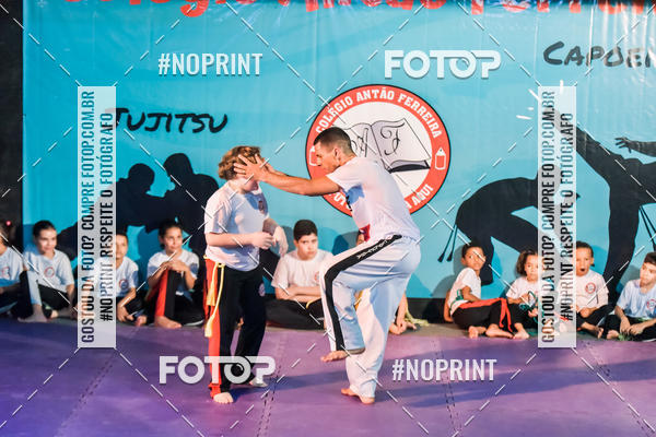 Buy your photos of the eventApresenta��o de Capoeira e Ju Jitsu 2019 on Fotop