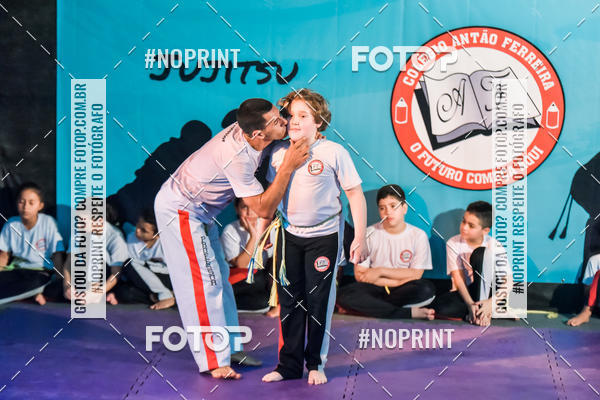 Buy your photos of the eventApresenta��o de Capoeira e Ju Jitsu 2019 on Fotop