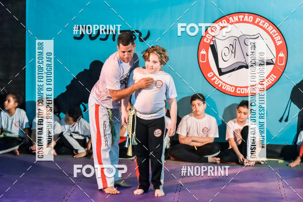 Buy your photos of the eventApresenta��o de Capoeira e Ju Jitsu 2019 on Fotop