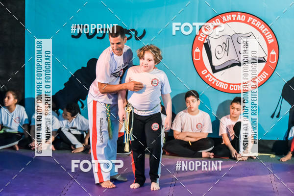 Buy your photos of the eventApresenta��o de Capoeira e Ju Jitsu 2019 on Fotop