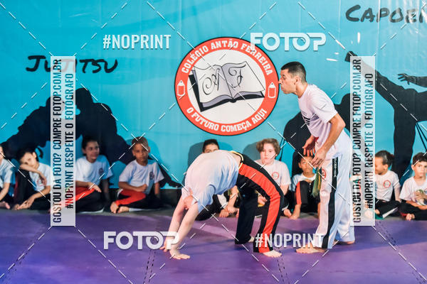 Buy your photos of the eventApresenta��o de Capoeira e Ju Jitsu 2019 on Fotop