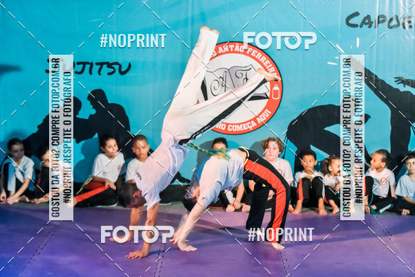 Buy your photos of the eventApresenta��o de Capoeira e Ju Jitsu 2019 on Fotop