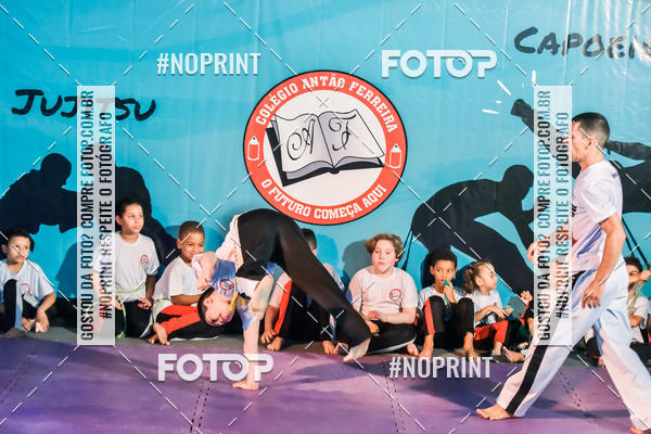 Buy your photos of the eventApresenta��o de Capoeira e Ju Jitsu 2019 on Fotop