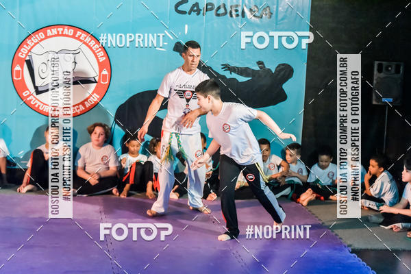 Buy your photos of the eventApresenta��o de Capoeira e Ju Jitsu 2019 on Fotop