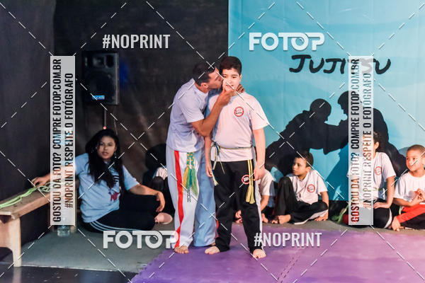 Buy your photos of the eventApresenta��o de Capoeira e Ju Jitsu 2019 on Fotop