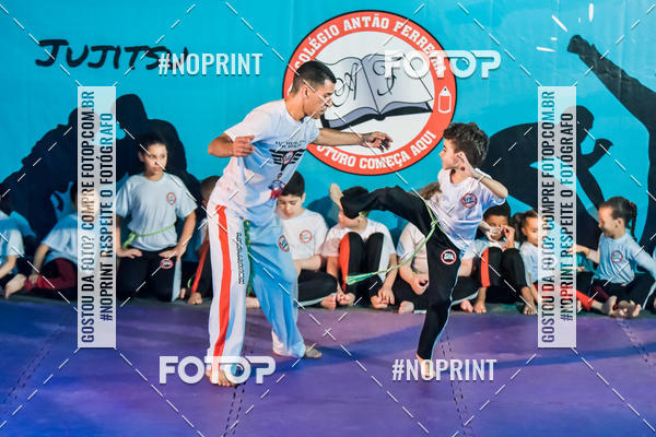 Buy your photos of the eventApresenta��o de Capoeira e Ju Jitsu 2019 on Fotop