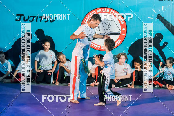 Buy your photos of the eventApresenta��o de Capoeira e Ju Jitsu 2019 on Fotop