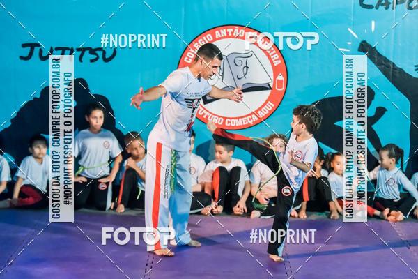 Buy your photos of the eventApresenta��o de Capoeira e Ju Jitsu 2019 on Fotop