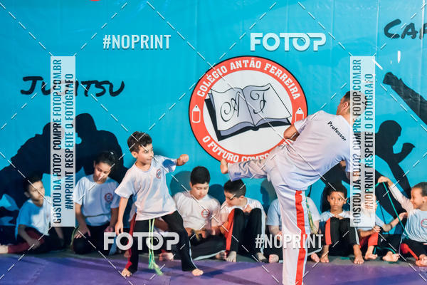 Buy your photos of the eventApresenta��o de Capoeira e Ju Jitsu 2019 on Fotop