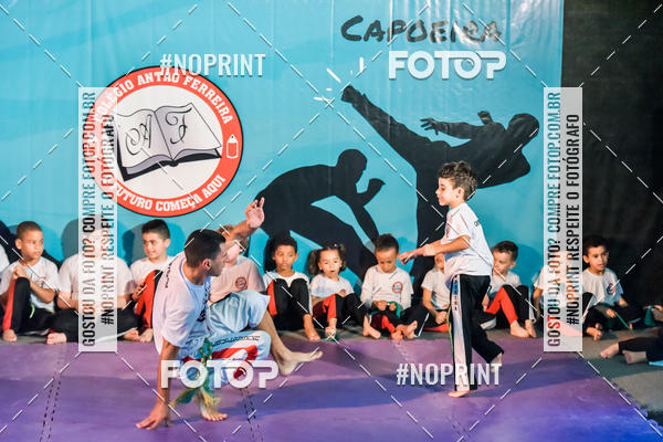 Buy your photos of the eventApresenta��o de Capoeira e Ju Jitsu 2019 on Fotop