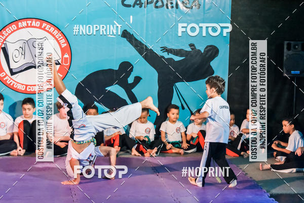 Buy your photos of the eventApresenta��o de Capoeira e Ju Jitsu 2019 on Fotop