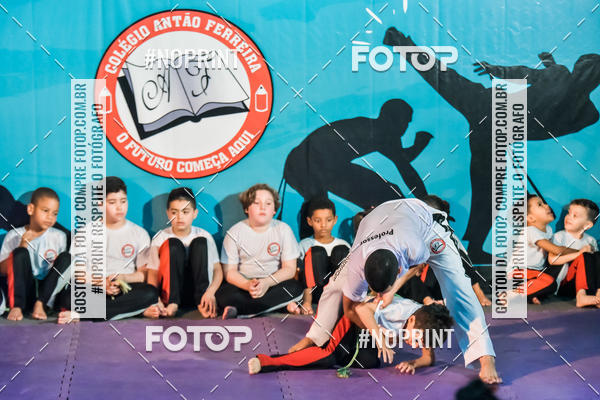 Buy your photos of the eventApresenta��o de Capoeira e Ju Jitsu 2019 on Fotop