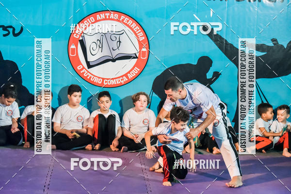 Buy your photos of the eventApresenta��o de Capoeira e Ju Jitsu 2019 on Fotop