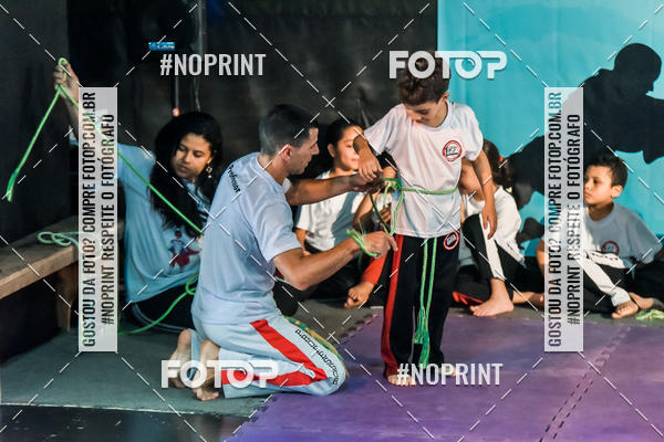 Buy your photos of the eventApresenta��o de Capoeira e Ju Jitsu 2019 on Fotop