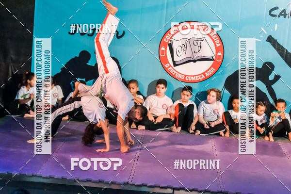 Buy your photos of the eventApresenta��o de Capoeira e Ju Jitsu 2019 on Fotop
